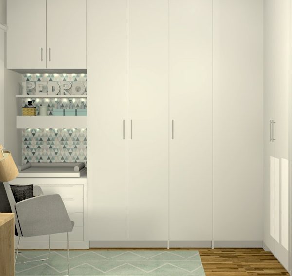 O canto do computador foi transformado em trocador