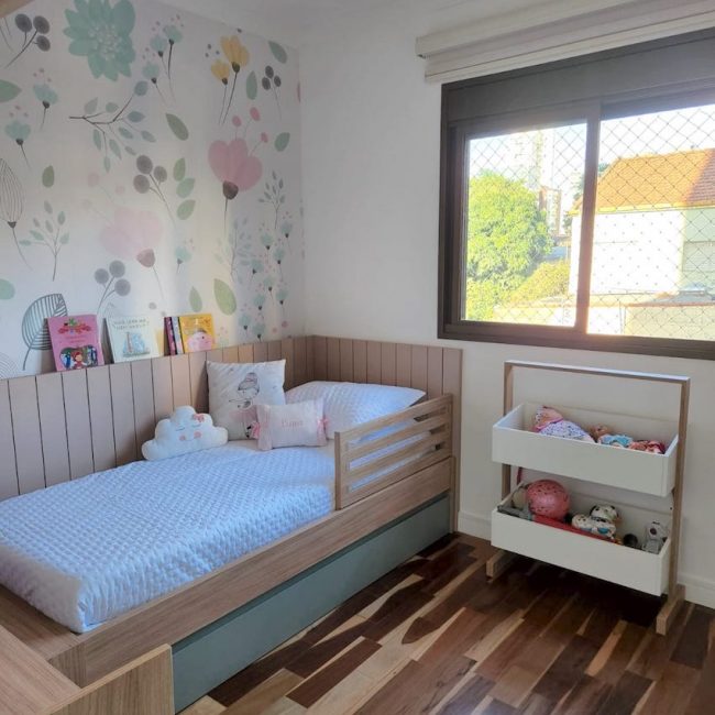 Quarto repleto de marcenaria personalizada